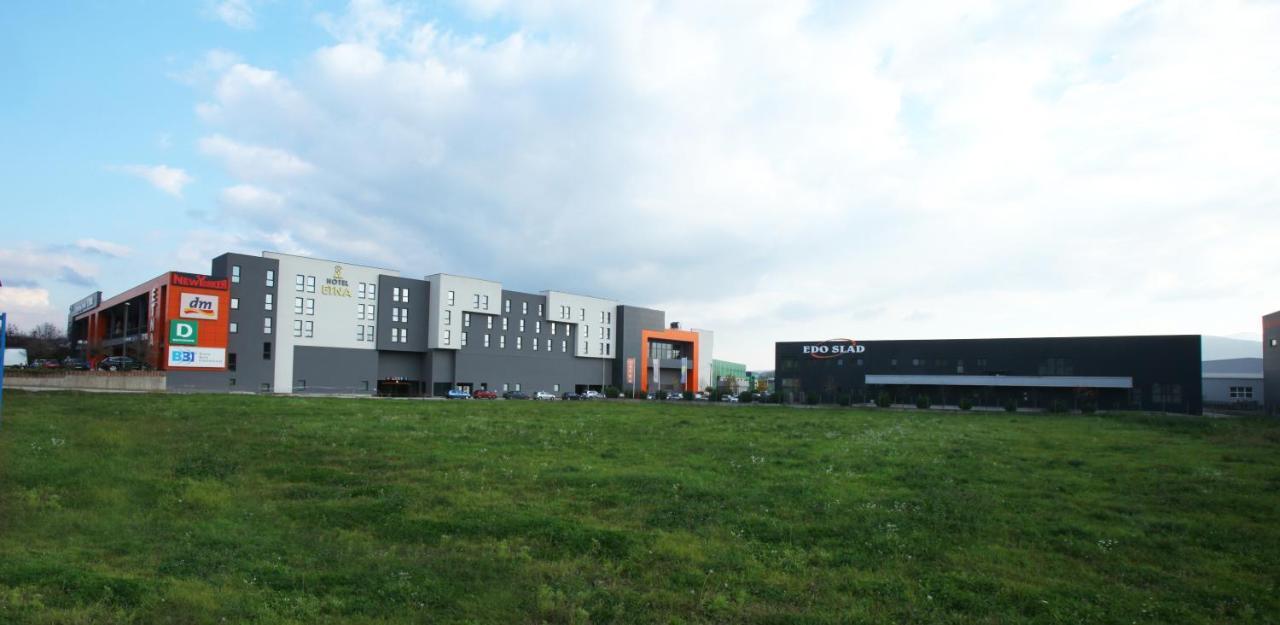 Hotel Etna Gracanica  Kültér fotó
