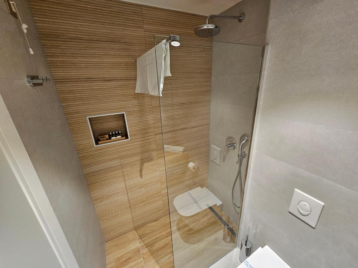 Hotel Etna Gracanica  Kültér fotó